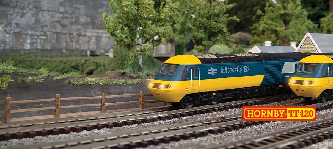 Hornby R165 Hornby UK - Model Railways, Train Sets, Locomotives & Accessories