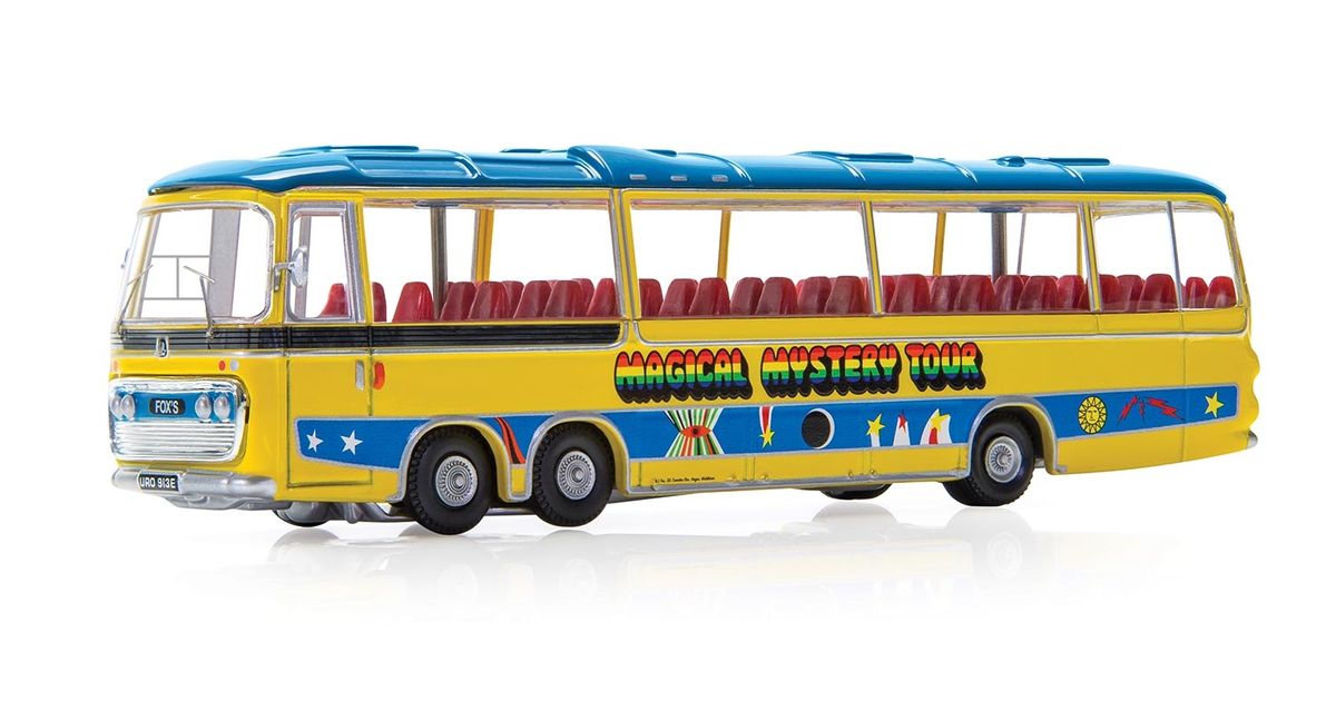 CC42419 The Beatles Magical Mystery Tour Bus New pack design