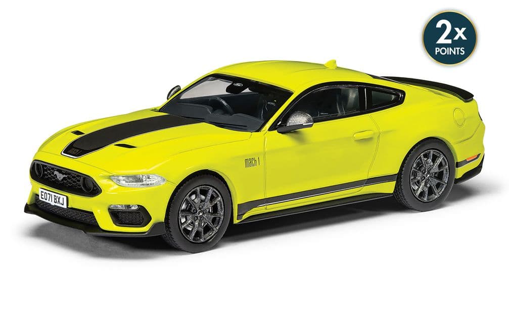 Modellino Corgi Scala 1:43 – Ford Mustang Mk6 GT Fastback, Rosso Gara (VA15503)