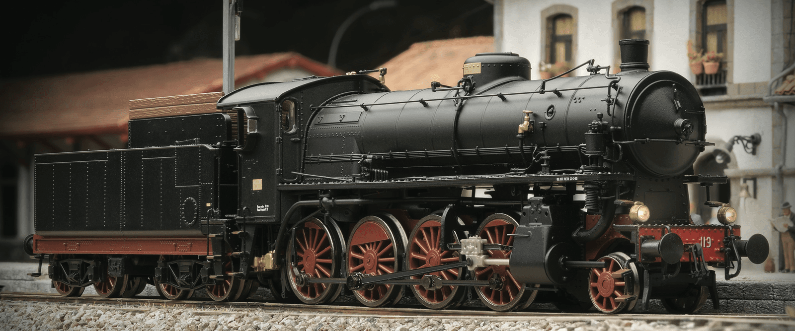 Catalogue Banner 1600x700 at 2x