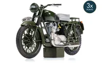 The Great Escape Triumph TR6 Trophy Motorcycle (Weathered) - 1:12 Scale