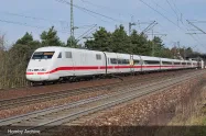 DB AG, 3-tlg. Set Erganzungsset ICE 1 Baureihe 401 in weiß/roter Lackierung, bestehend aus 1 x Speisewagen und 2 x 2.-Klasse-Wagen, Tz 157 „Landshut”, Ep. VI