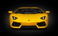 Lamborghini Aventador LP 700-4 Giallo Orion - 1:8 Scale Kit