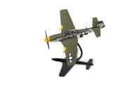 Maquettes AIRFIX - A50193 P-51D Mustang contre Bf109F-4 Combat aérien - Kit de construction double - Maquettes d'avions en plastique pour adultes et enfants de 8 ans et plus