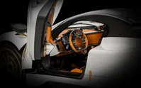 Pagani Utopia Coupé - Bianco Perla - 1:8 Scale Kit