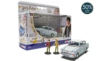 Harry Potter Flying Ford Anglia with Harry Potter and Ron Weasley Figurines