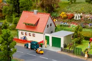 Modern European house with garage - Kit