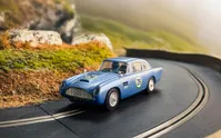 Aston Martin DB5 - Blue / Yellow - Historic GT Racing