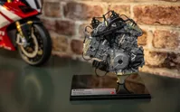 Ducati Superquadro - V2 Engine - 1:4 Scale Kit