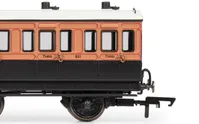 LSWR, 6 Wheel Coach, 3rd Class, 821 - Era 2