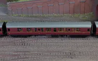 BR - MK1 Corridor - E15276 - Composite Coach