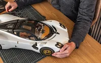 Pagani Utopia Coupé - Bianco Perla - 1:8 Scale Kit