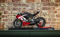 Pocher Bike Display Case - 1:4 Scale