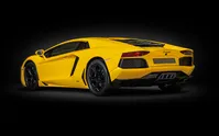 Lamborghini Aventador LP 700-4 Giallo Orion - 1:8 Scale Kit