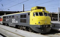 RENFE, Diesellokomotive 352-003 „Virgen del Perpetuo Socorro”, gelb-graue Farbgebung