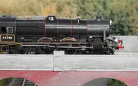 BR - Stanier 5MT Black 5 - 44748 'Late Caprotti'