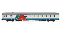 FS, set of 4 Gran Confort Coach 85 88 series in XMPR livery with restaurant coach 87 series with ribbed roof with second logo type, period Vb