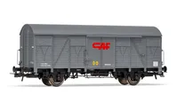 Vagón ORE 2 ejes, con paredes de madera, decoración “CAF”, ép. III
