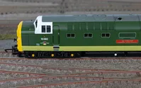 RailRoad: Class 55 (Deltic) - BR - 55002 'The Kings own Yorkshire Light Infantry' (DCC Sound Fitted)