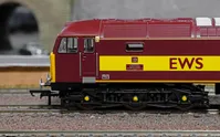 RailRoad: EWS - Class 47 - 'Windsor Castle' 47787