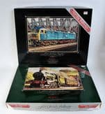 p214 Hornby Railways two Silver Jubilee train sets 1977 Lacy Scott and Knight Auctions