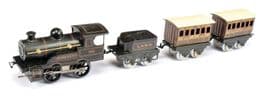 p17 Hornby Original cheap tinplate set with George the Fifth and coaches 1920 Vectis Auctions