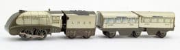 P70 Hornby gauge 0 No.0 LNER A4 Silver Link plus coaches 1936 SAS Auctions