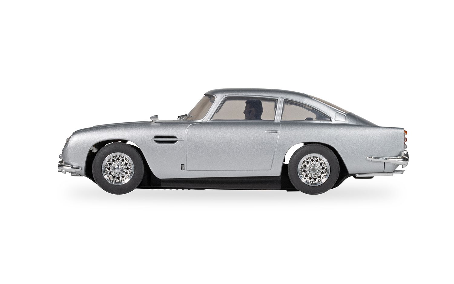 Scalextric James Bond 007 Race Set - DB5 vs V8