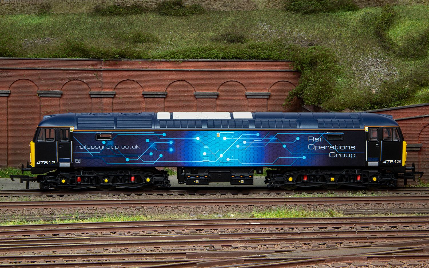 RailRoad Plus ROG Class 47, Co-Co, 47812 - Era 11 RailRoad Plus ROG Class 47, Co-Co, 47812 - Era 11