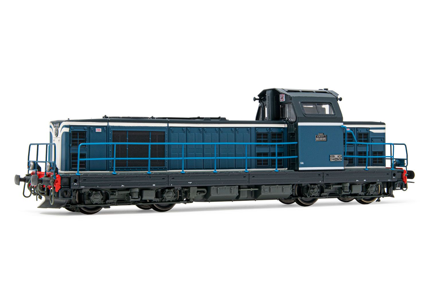 LOCOMOTIVE DIESEL TYPE BB 66001 ARMA-CAISSE EN BOIS MARQUAGE SNCFReduct  models from .