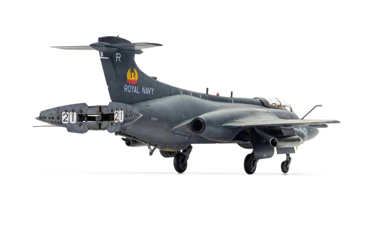 Amazon.com: Airfix Blackburn Buccaneer S.2B 1:72 RAF