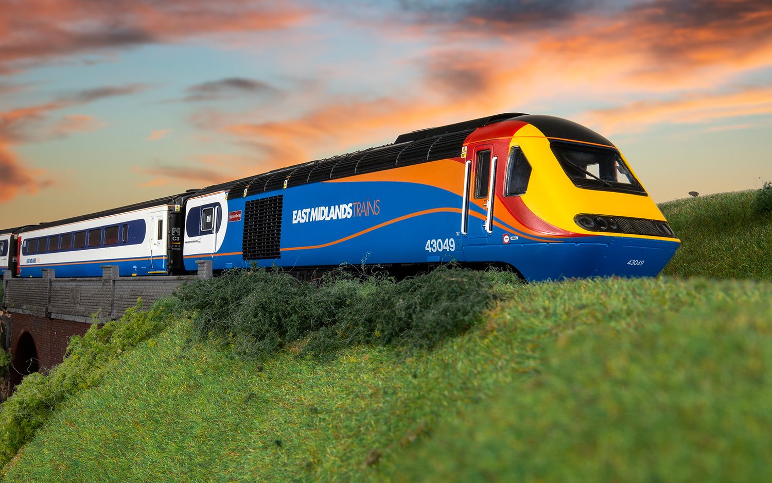 R30219 East Midlands Railway, Class 43 HST Train Pack - Era 11