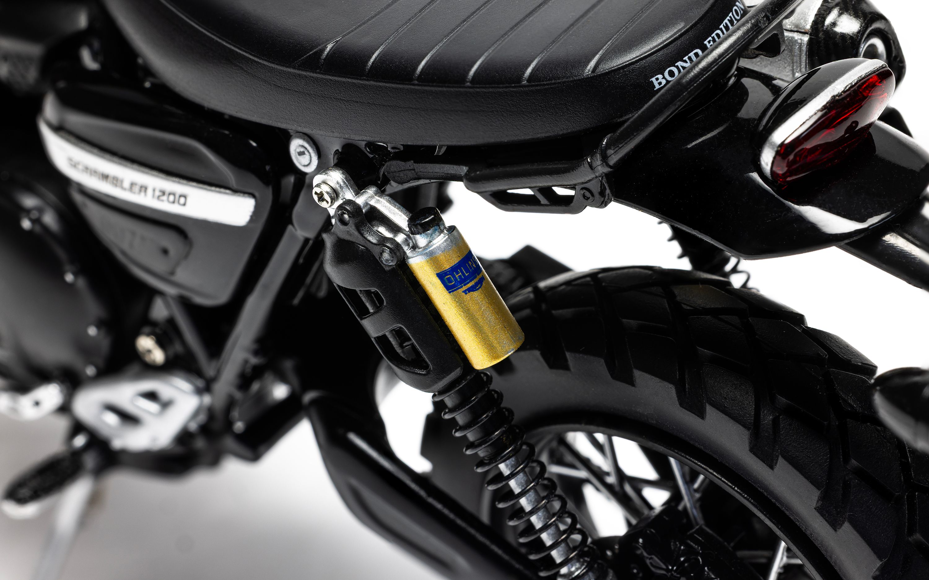 Triumph Scrambler 1200 (Bond Edition)