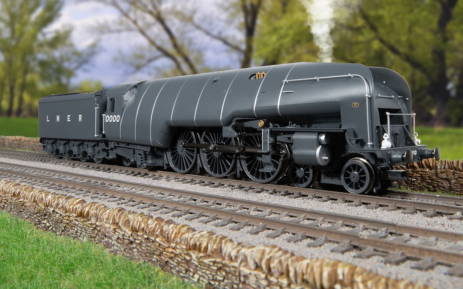 R30352SS LNER, W1 Class, 4-6-4, 10000 'Hush Hush' With Steam