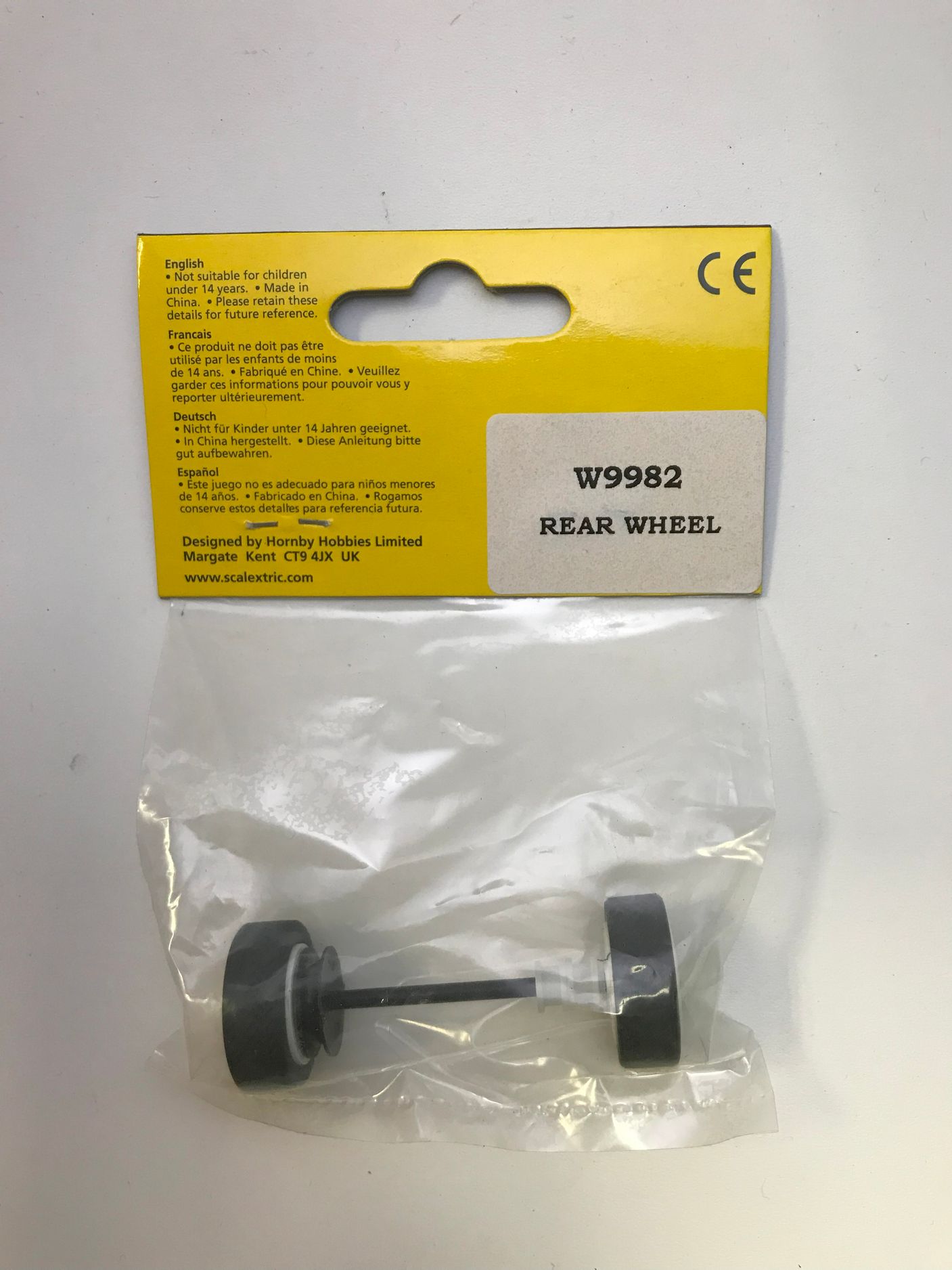 rear axle assy, Ford Focus Rear Wheel Axle Assembly (C3090)