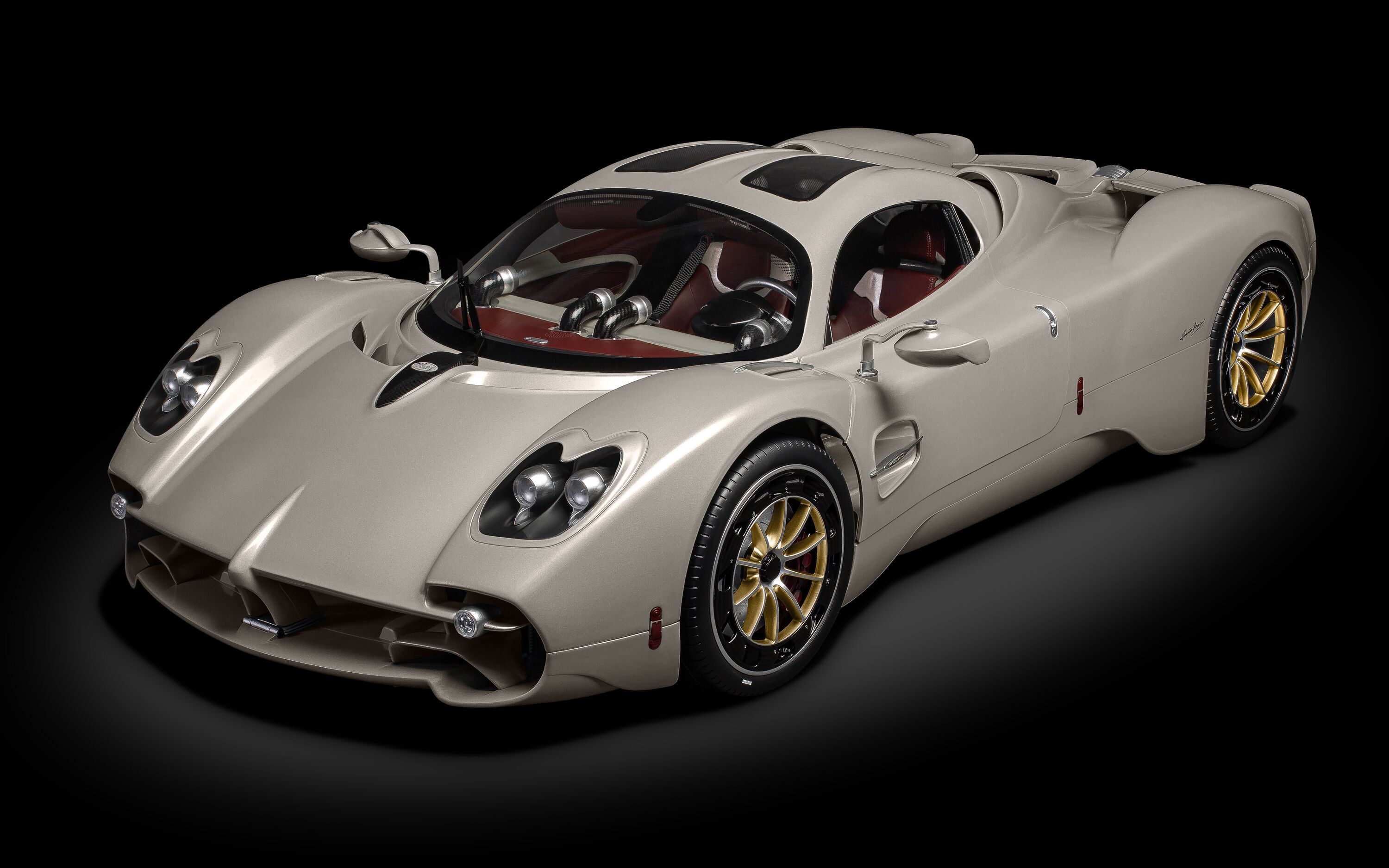 Pagani Utopia Coupé - Rinascimento Lucido &amp; Display Case