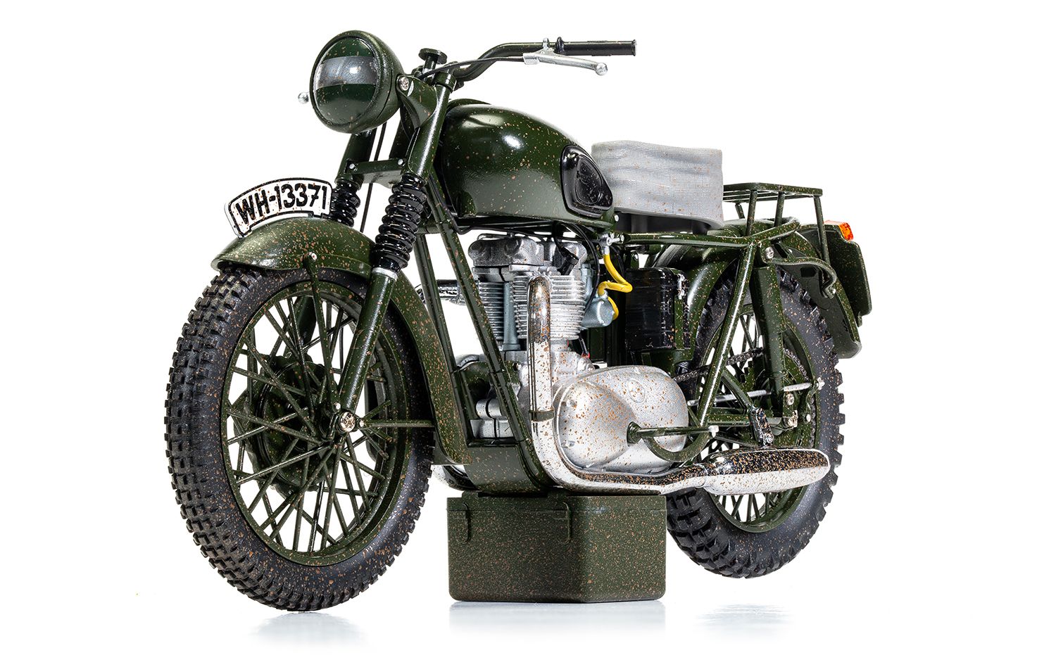 CC08501 The Great Escape - Triumph TR6 Trophy (Weathered) 