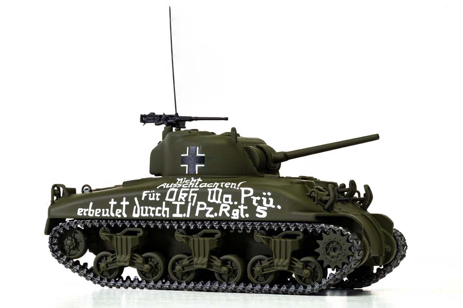 CC51032 M4A1 Sherman Beute Panzer (Trophy Tank)