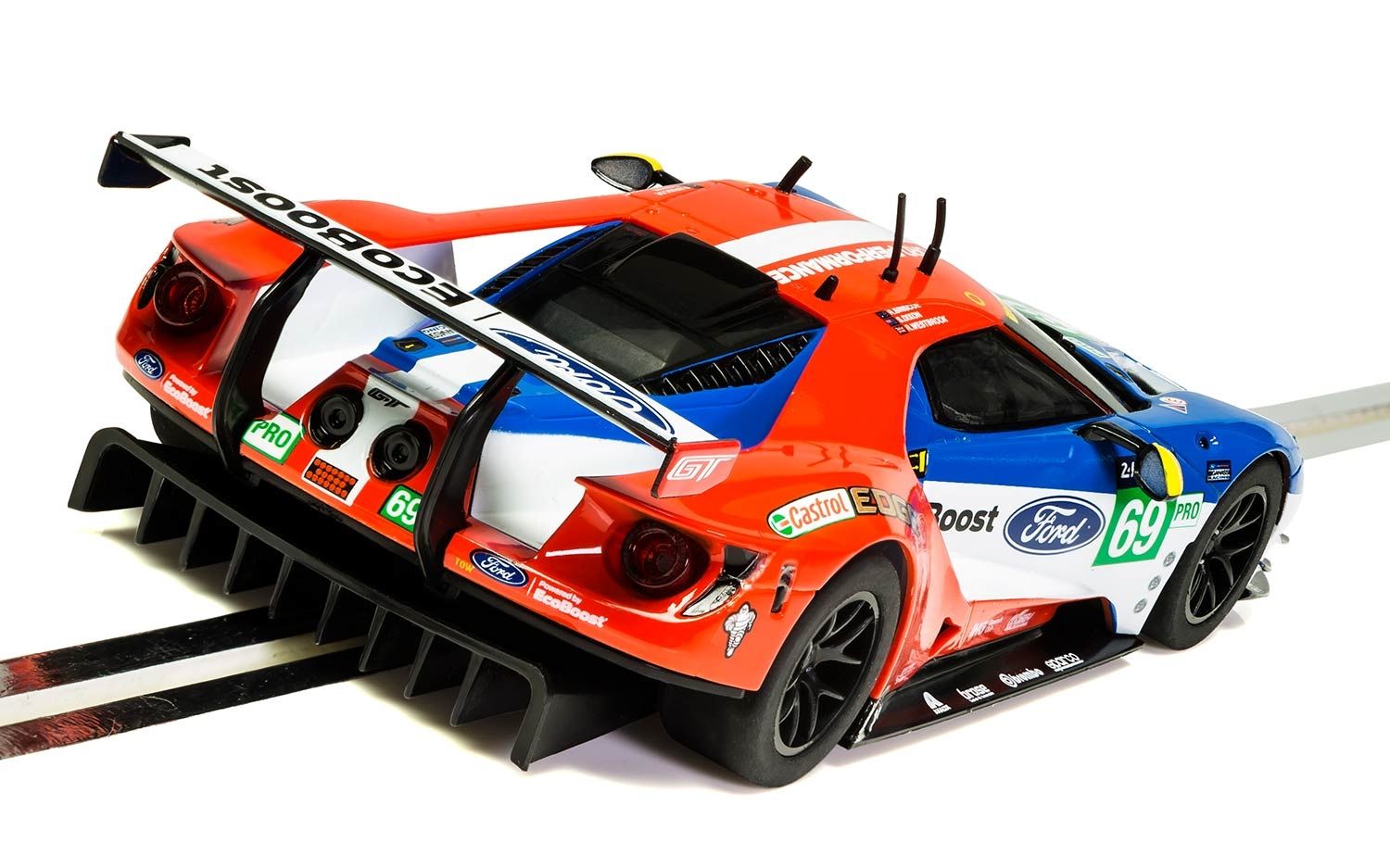 C3858 Scalextric Ford GT GTE Le Mans 2017 No.69 Slot Car Racing System