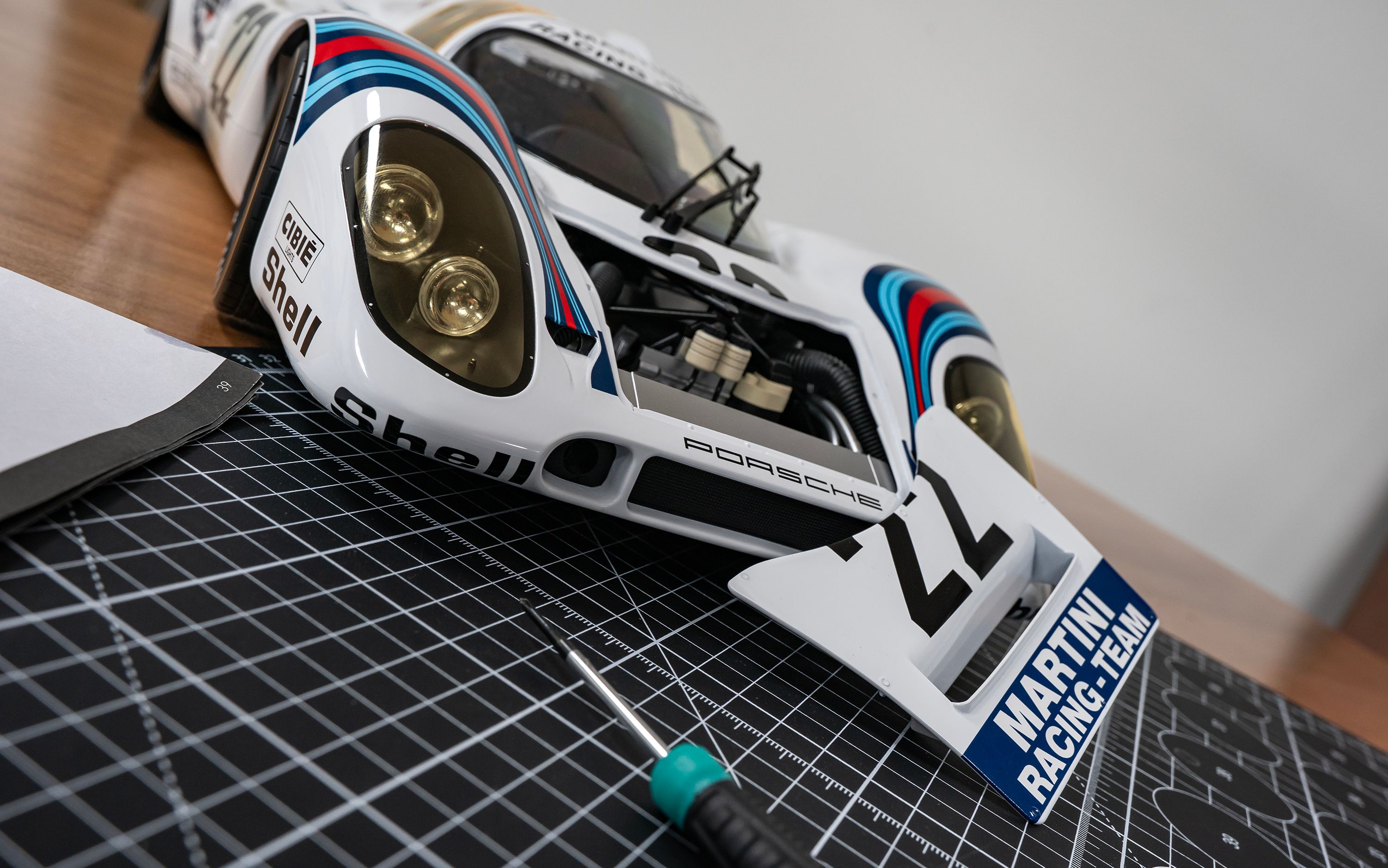 Porsche 917KH – MARTINI Edition -  1:8 Scale Kit