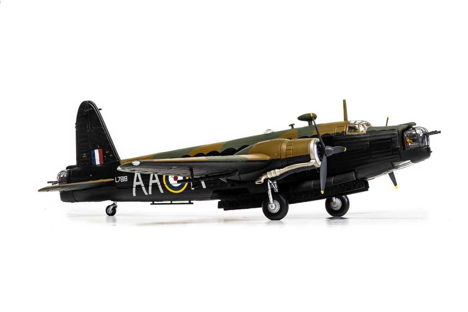 Yahoo!オークション - CORGI コーギー 1/72 VICKERS WELLINGTON