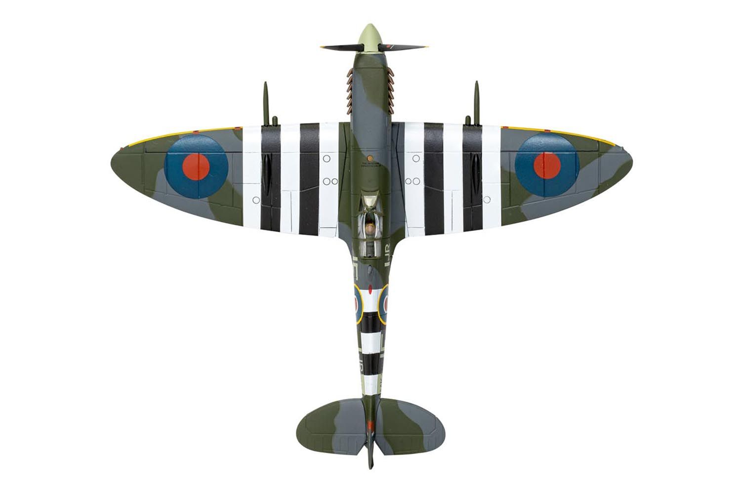 AA29101 Supermarine Spitfire Mk.IX W/Cdr. J.E. Johnson