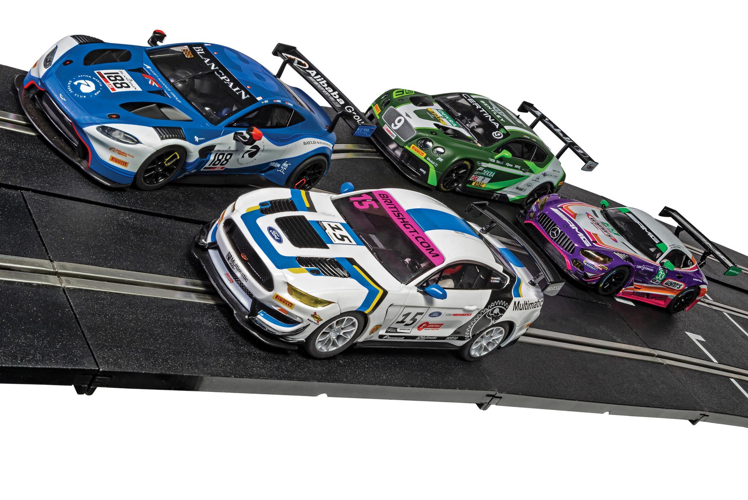 Scalextric Digital - ARC PRO Platinum GT Race Set