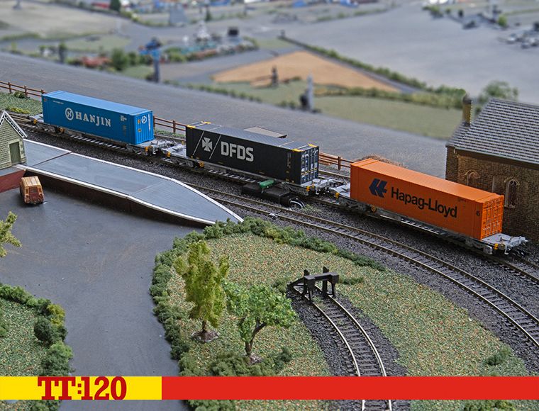 TT6025 TOUAX, Sffgmss IFA Wagon with 45' Container 'DFDS