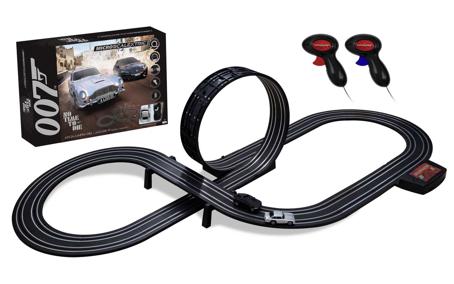  Scalextric Micro Hyper-Cars Race Slot Car Set (1: 64 Scale) :  Toys & Games