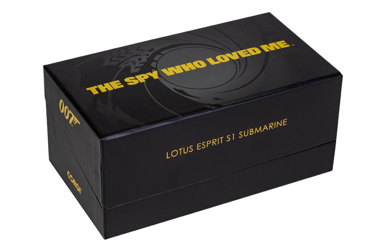 CC04514 James Bond Lotus Esprit Submarine The Spy Who Loved Me