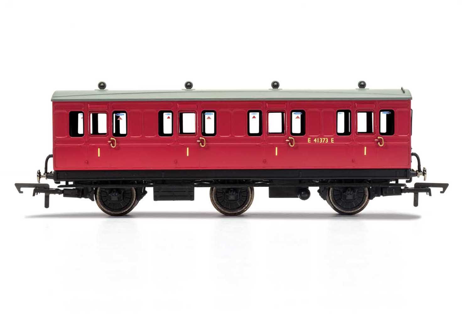 BR, 6 Wheel Coach, 1st Class, Fitted Lights, E41373 - Era 4 BR, 6 Wheel Coach, 1st Class, Fitted Lights, E41373 - Era 4