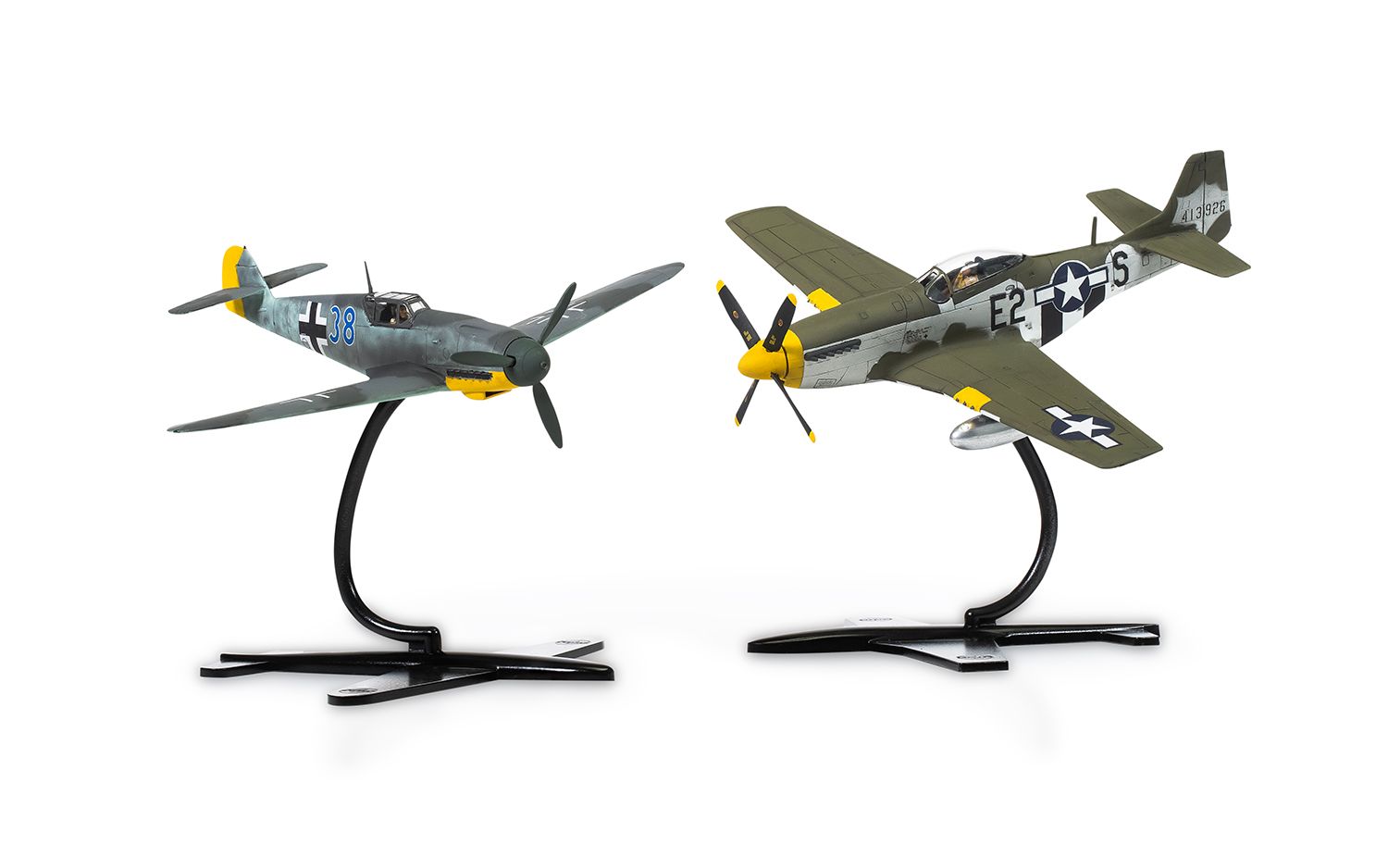 P-51D Mustang vs Bf109F-4 Dogfight Double P-51D Mustang vs Bf109F-4 Dogfight Double