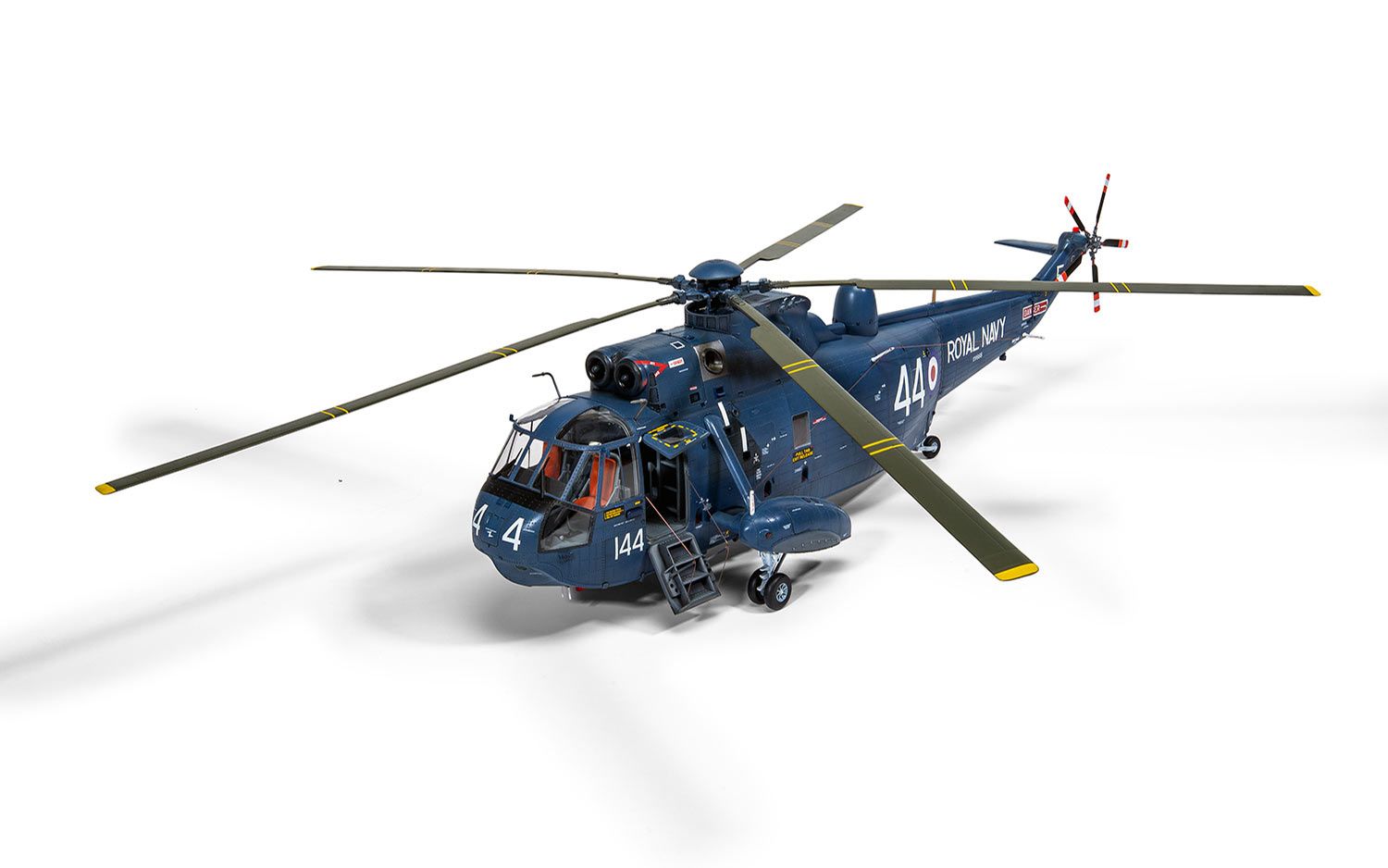 Sea king sale helicopter model