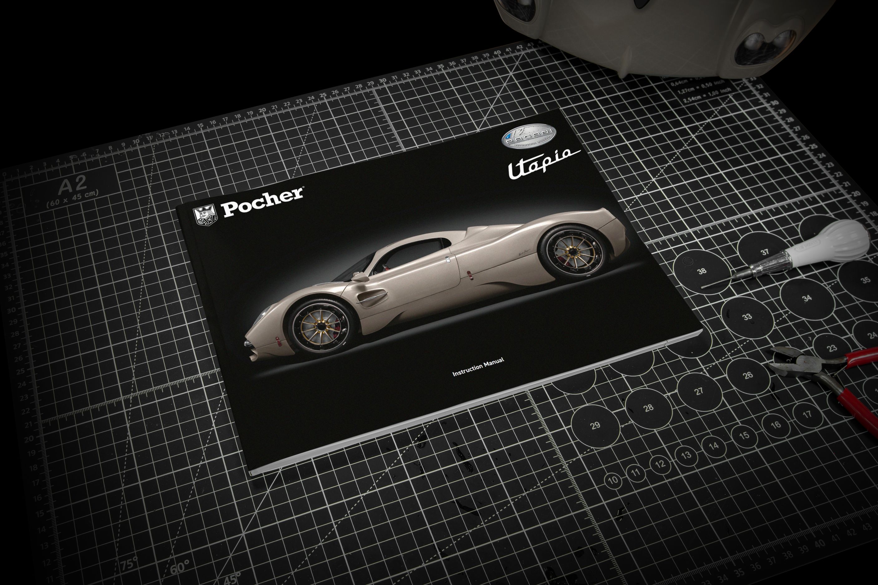 Pagani Utopia Coupé - Rinascimento Lucido - Instruction Manual